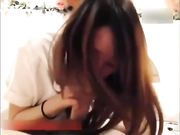 操了穿学生制服的女友 害羞还不让拍