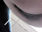 圆润屁股嫩妹上厕所被偷拍