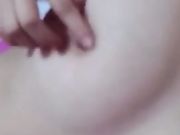 大奶嫩妹直播激情自慰逼逼出水 让你知道女生高潮时是啥样的